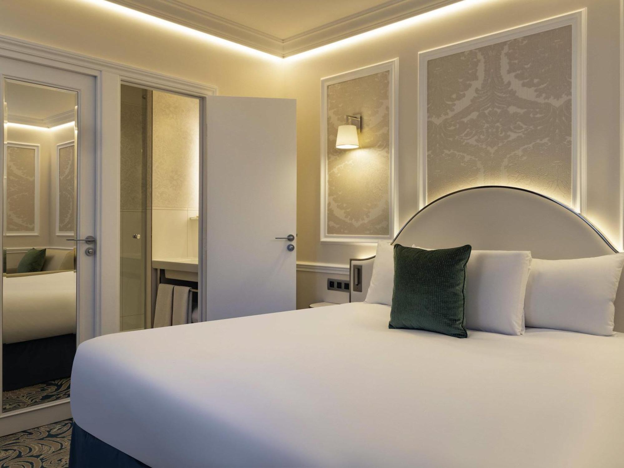 Mercure La Sorbonne Saint-germain-des-prés Hotel